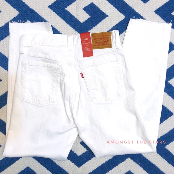 Levi’s Wedgie Icon Fit White Tapered Jeans - Picture 7 of 7